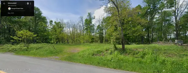 1915 Lyon Street, Clifford Twp, PA 18470