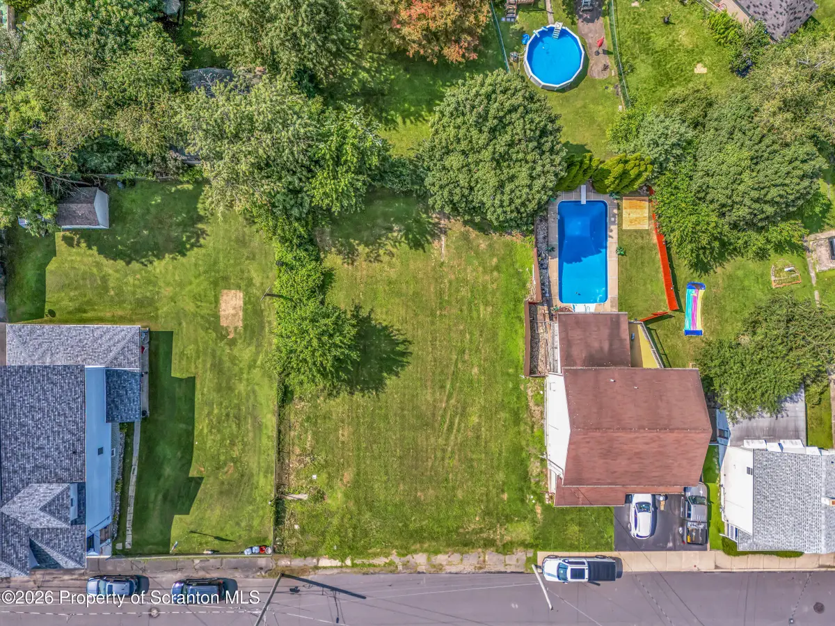 131 E 133 Elm Street, Dunmore, PA 18512 - #1