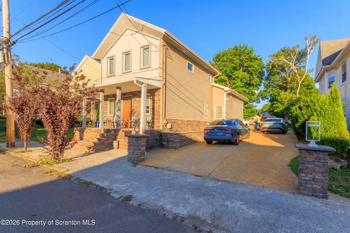 216 N Lincoln Avenue, Scranton, PA 18504 - #1