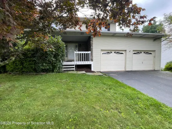 836 Laconia Circle, South Abington Twp, PA 18411