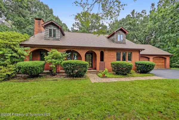 1250 W State Street, Archbald, PA 18403