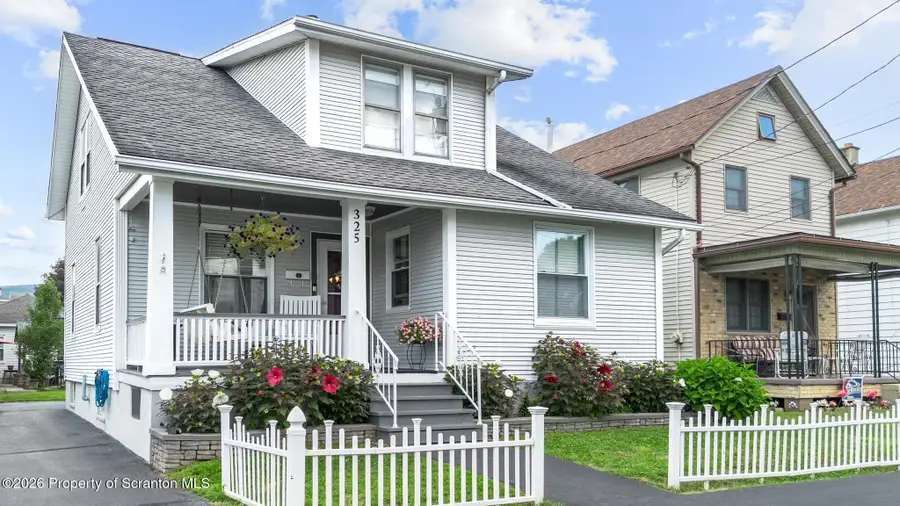 325 Oak Street, Peckville, PA 18452 - #3