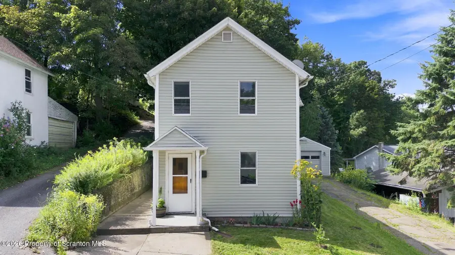 134 William Street, Dunmore, PA 18510 - #2