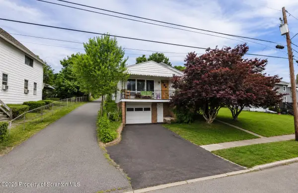 810 E Locust Street, Scranton, PA 18505