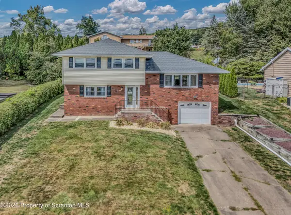 204 Boulevard Avenue, Peckville, PA 18452