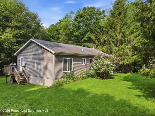 1002 Alexander Road, New Milford, PA 18834