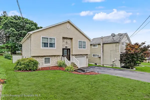 448 Delaware Street, Peckville, PA 18452