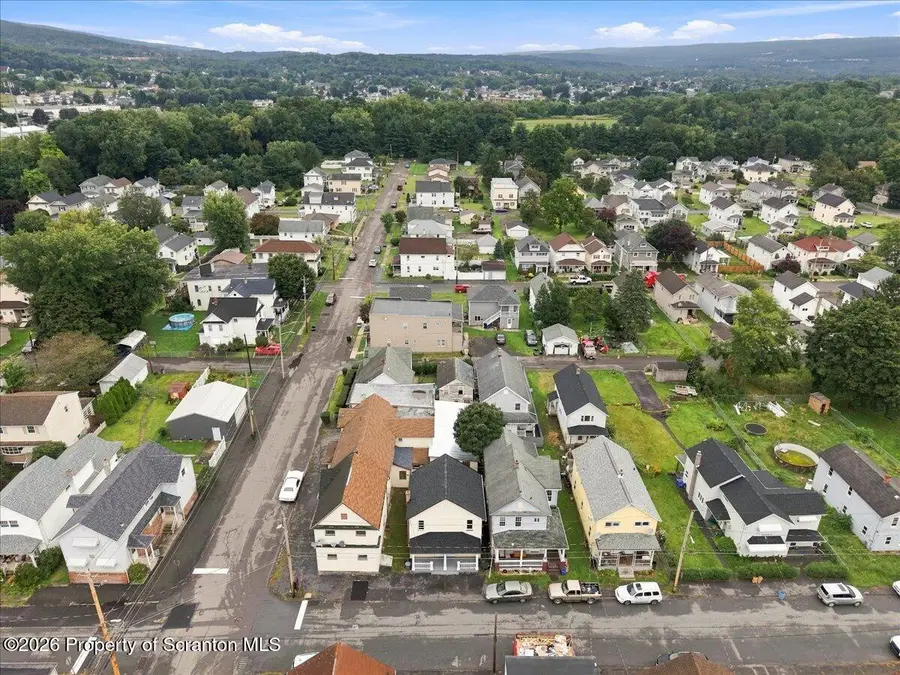 304-306 Jackson Street, Olyphant, PA 18447 - #2
