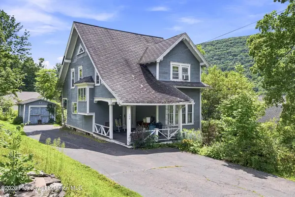 130 Burcher Avenue, Chinchilla, PA 18410