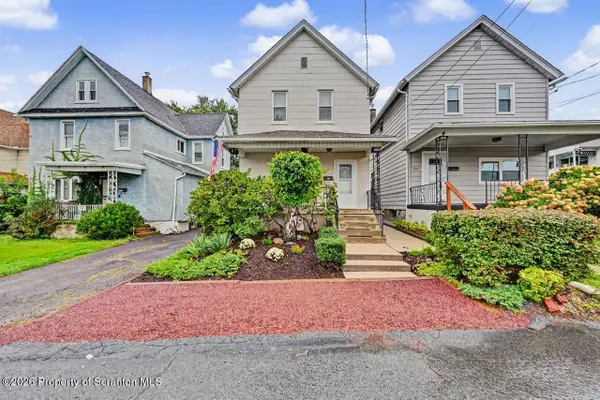 425 E Warren Street, Dunmore, PA 18512