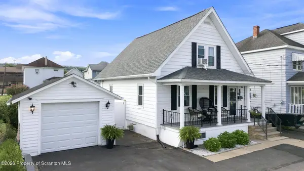 109 Center Street, Jessup, PA 18434