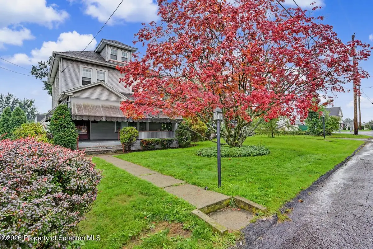 962 Throop Street, Dunmore, PA 18512 - #1