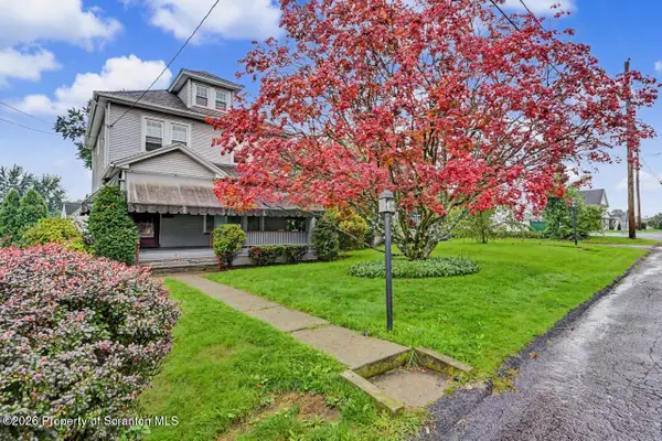 962 Throop Street, Dunmore, PA 18512