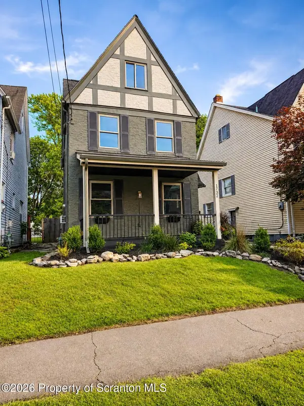 1732 Jefferson Avenue, Dunmore, PA 18509