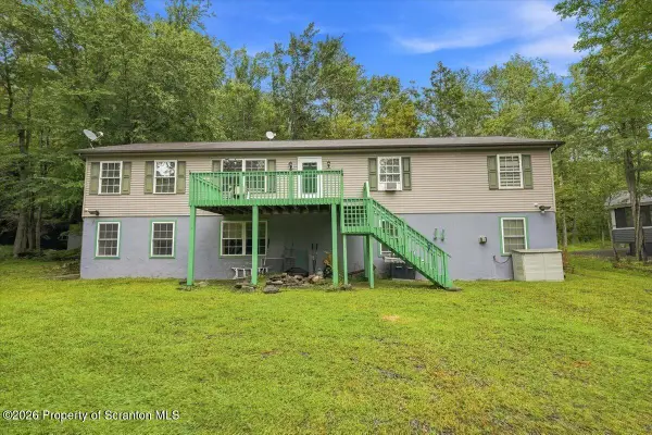 1412 Woodview Terrace, Lake Ariel, PA 18436