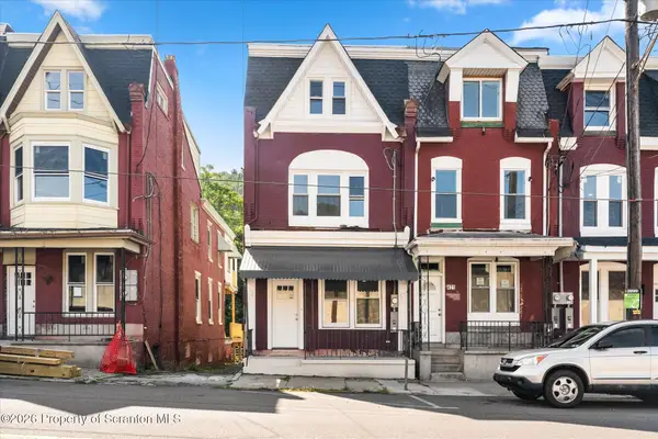 423 Mauch Chunk Street, Pottsville, PA 17901