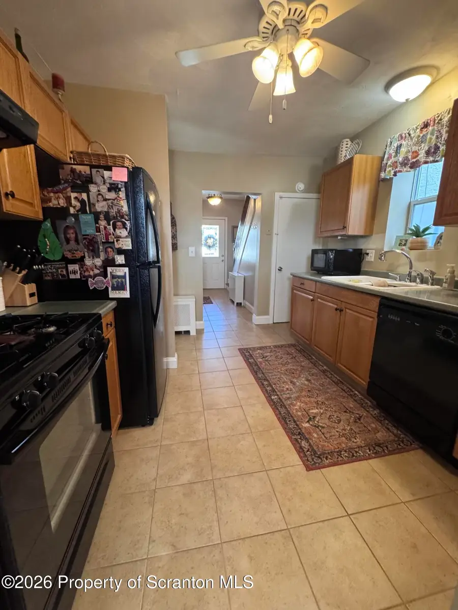 110 Smith Street, Dunmore, PA 18512 - #3