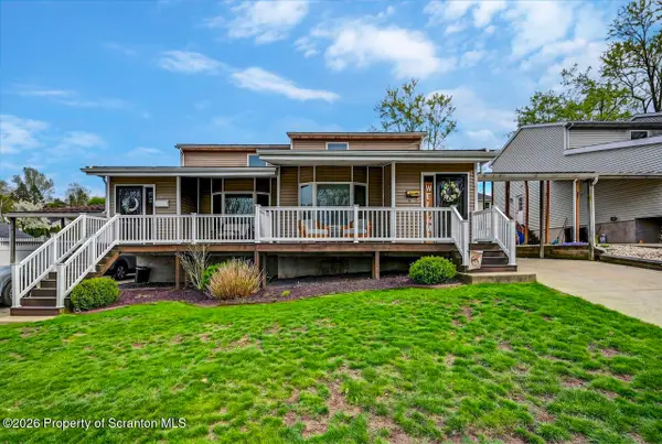 3921-3923 Lydon Lane, Moosic, PA 18507