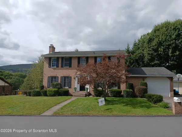105 Belair Drive, Eynon, PA 18403