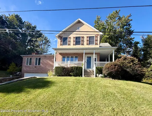 25 43rd Street, Carbondale, PA 18407