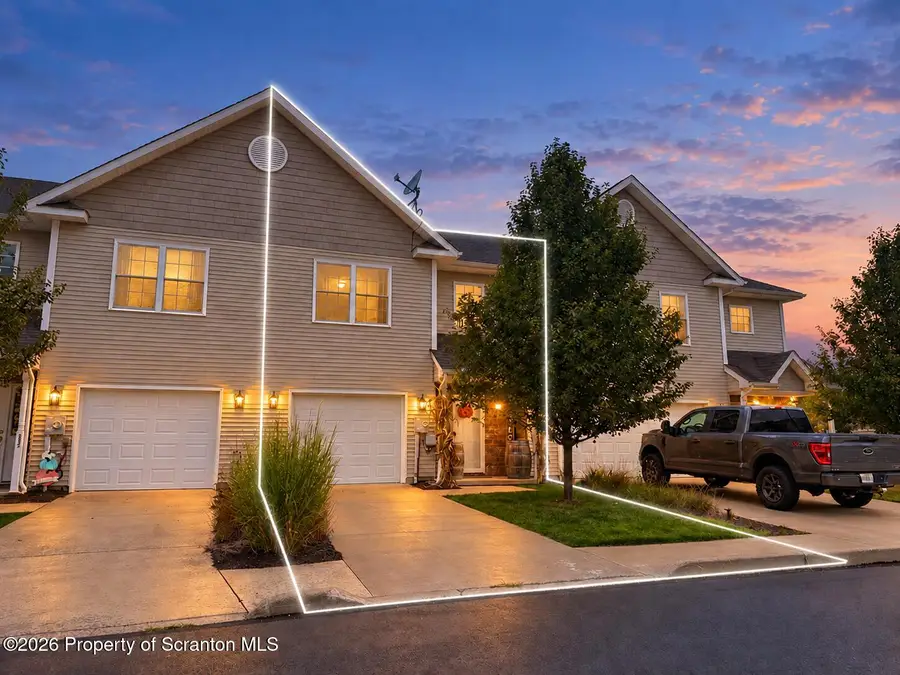 324 Shadow Wood Circle, Archbald, PA 18403 - #2