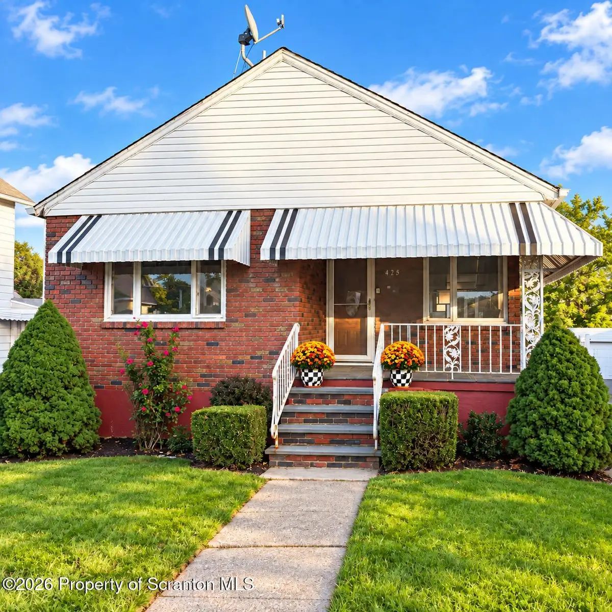 425 14th Avenue, Scranton, PA 18504 - #1