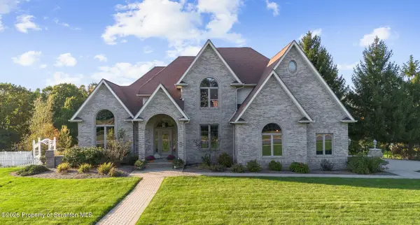833 Laurel Road, Mayfield, PA 18433