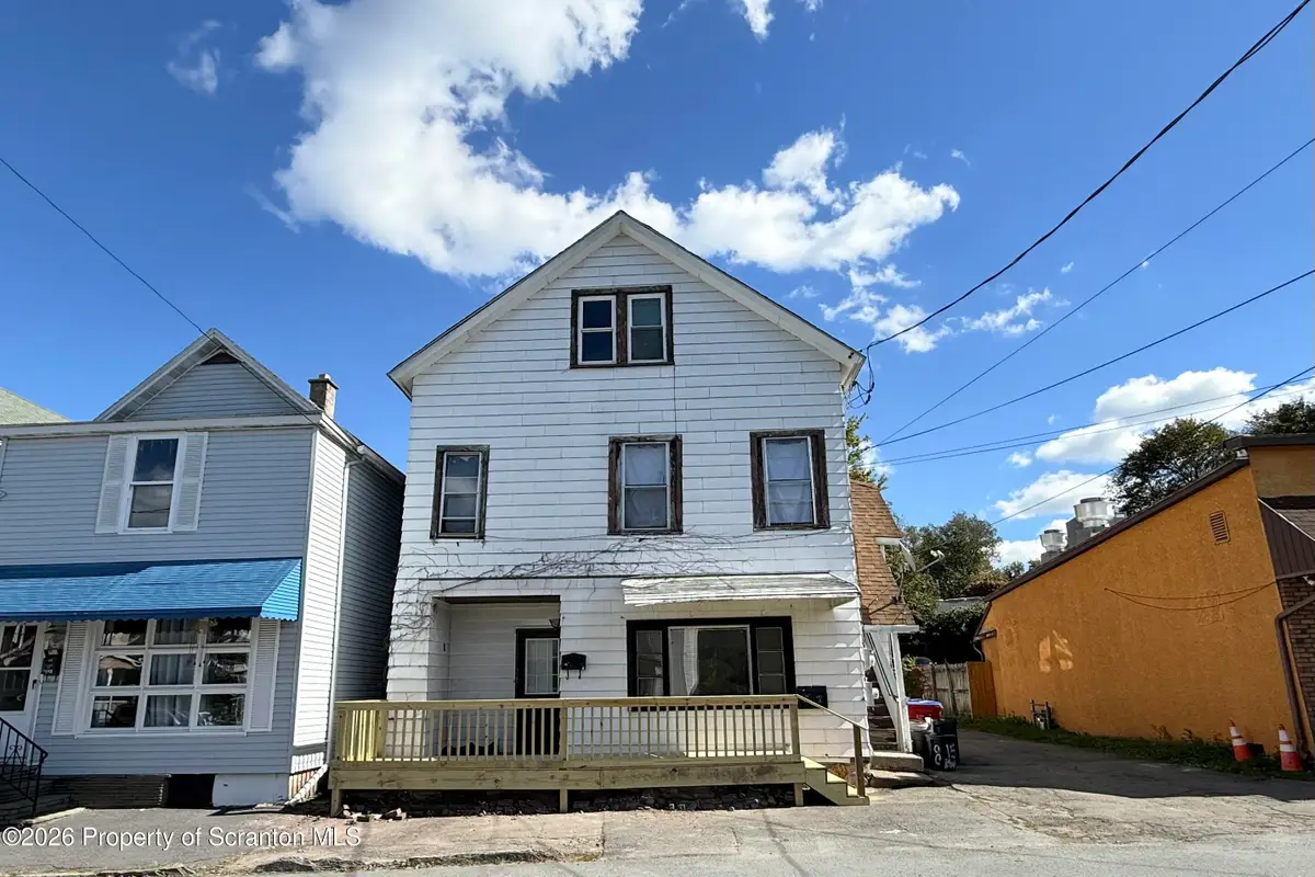 15 Hospital Street, Carbondale, PA 18407 - #1