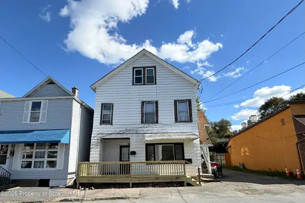 15 Hospital Street, Carbondale, PA 18407