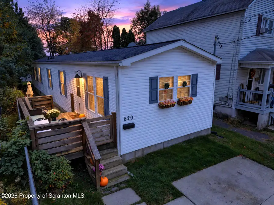 820 Throop Street, Dunmore, PA 18512 - #2