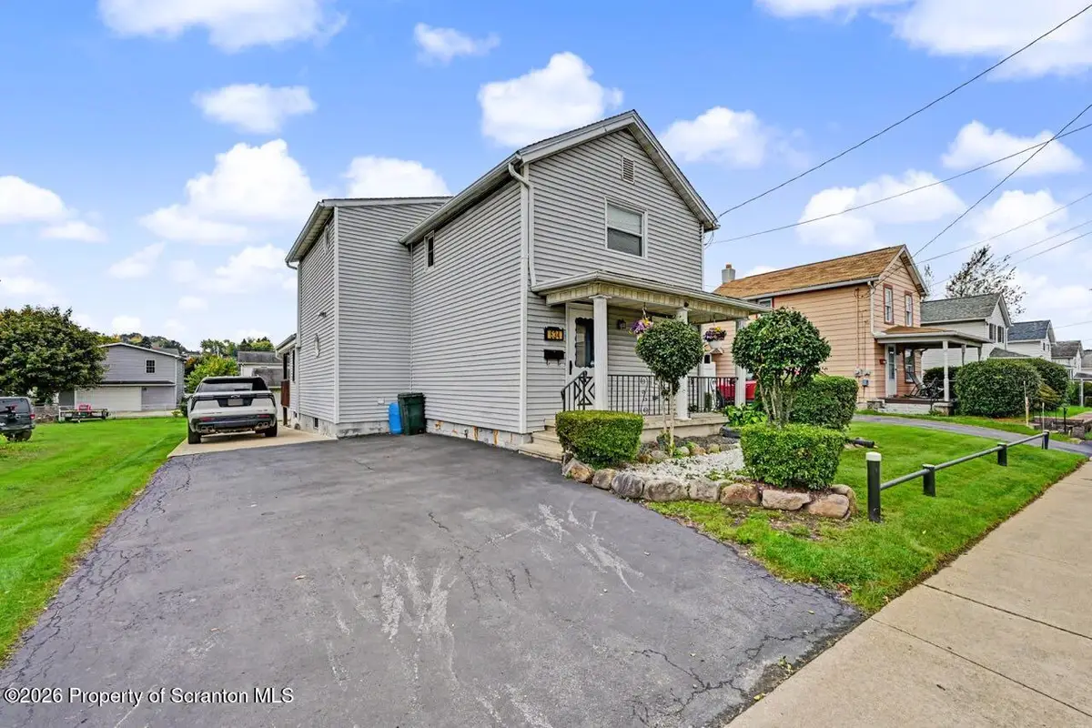 634 Sanderson Street, Throop, PA 18512 - #1