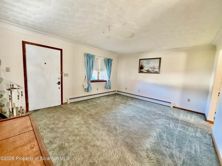 1140 E State Street, Archbald, PA 18403 - #3