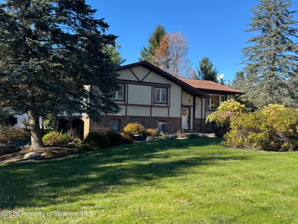 23 Marcie Terrace, Covington Twp, PA 18424
