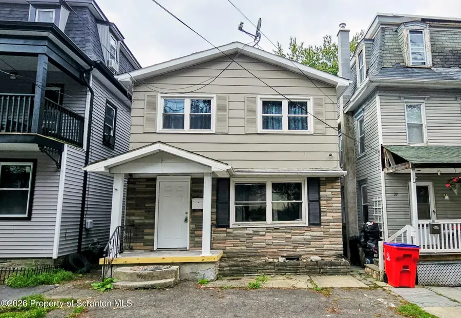 39 Spring Street, Carbondale, PA 18407 - #2