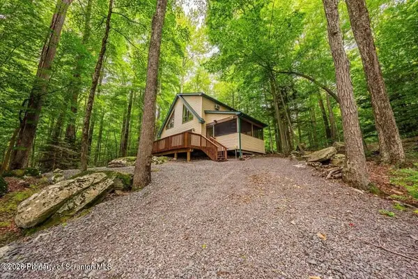 77 / 3829 Splitrail Lane, Lake Ariel, PA 18436