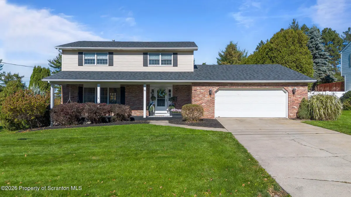 117 Greenbrier Drive, Clarks Green, PA 18411 - #1