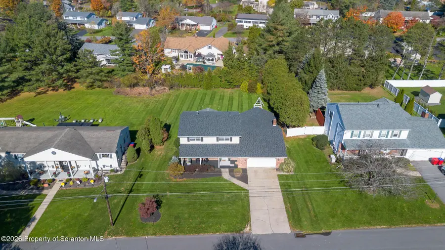 117 Greenbrier Drive, Clarks Green, PA 18411 - #2