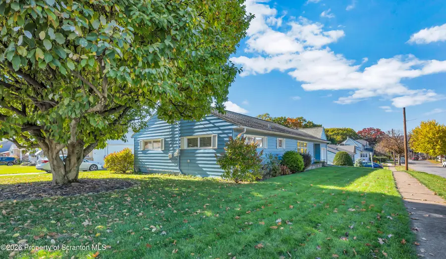 8 Webster Drive, Dunmore, PA 18509 - #2