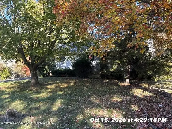 109 Shady Drive, Roaring Brook Twp, PA 18444