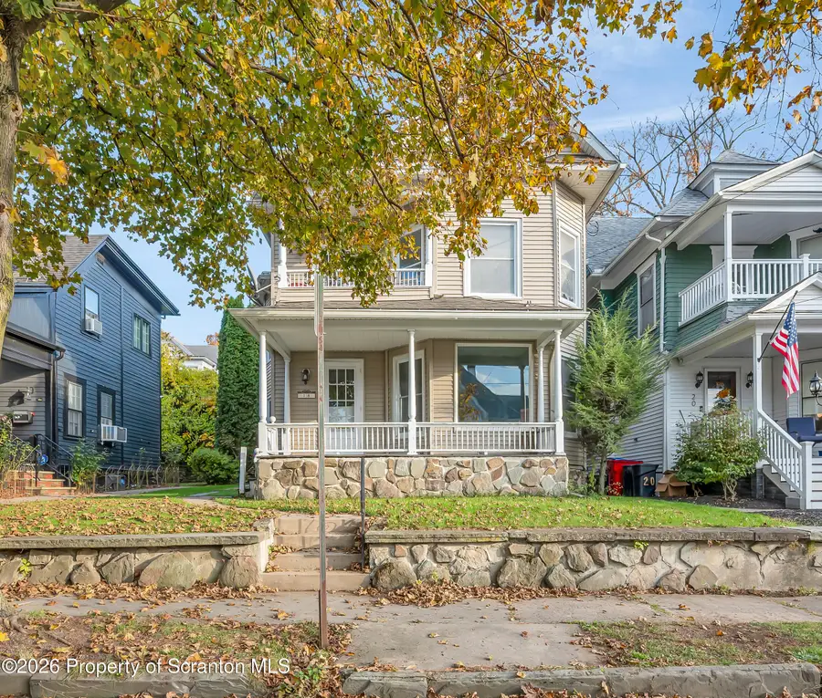 18 Washington Street, Carbondale, PA 18407 - #3