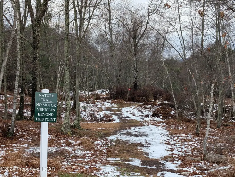 26 N Tahkox Drive, Hazleton, PA 18201 - Image #2