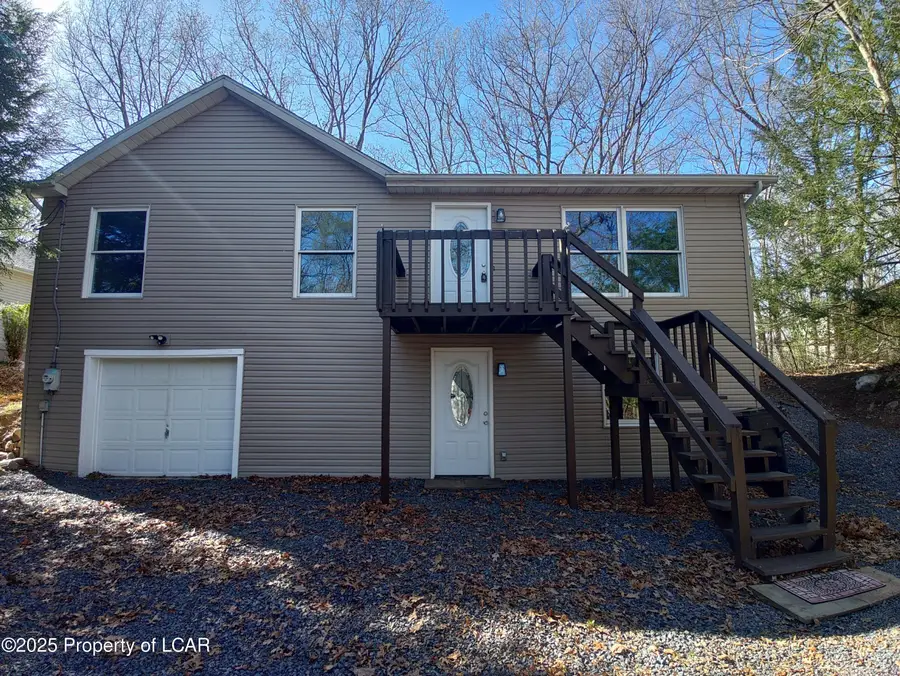 115 Debbie Drive, Drums, PA 18222 - Image #2