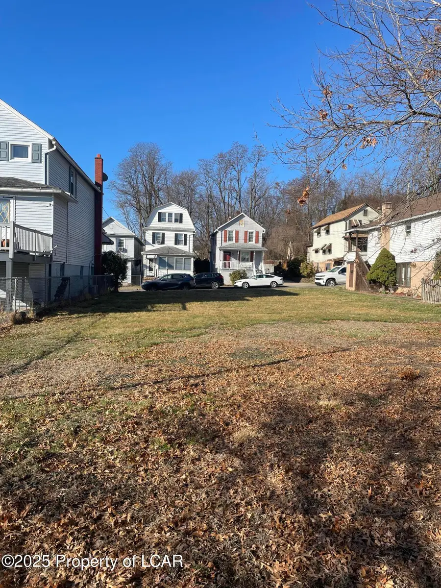 265 Lawrence Street, Edwardsville, PA 18704 - Image #2