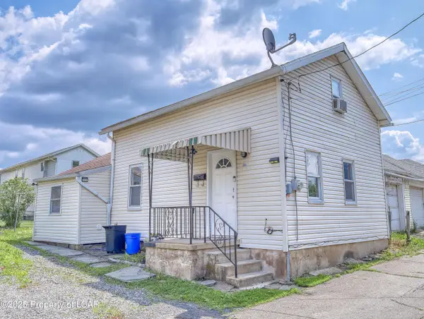 326 Neptune Place, Scranton, PA 18505
