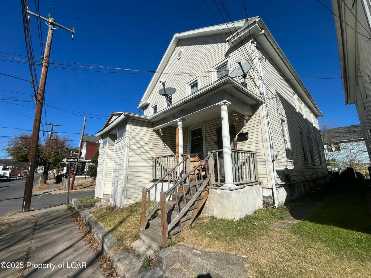 94 Oxford Street, Hanover Township, PA 18706 - Image #1