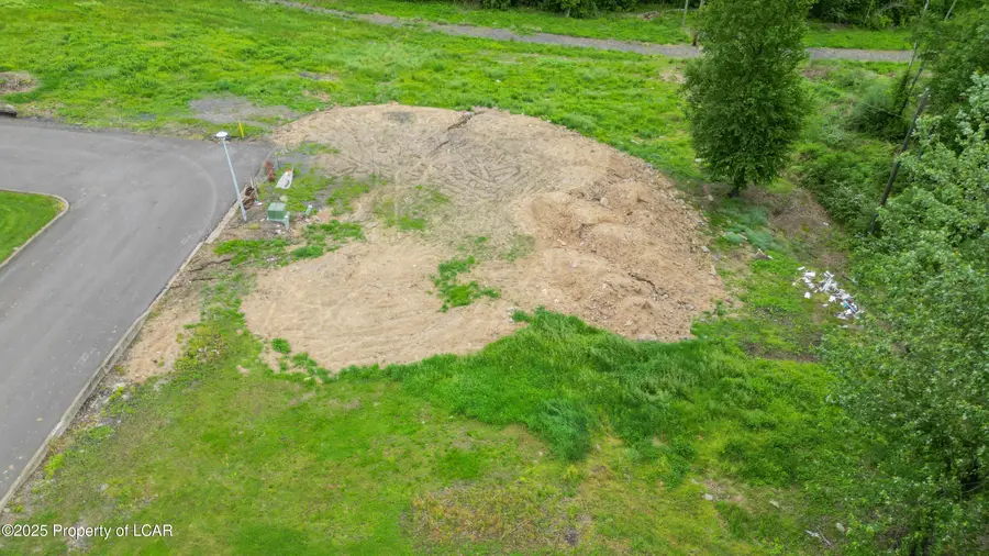 23 Varsity Drive, Nanticoke, PA 18634 - Image #2