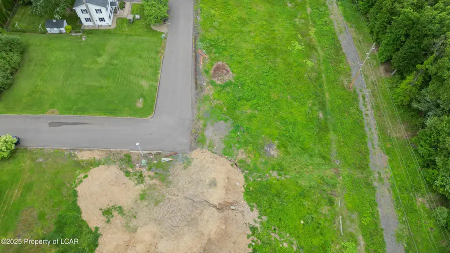 24 Varsity Drive, Nanticoke, PA 18634 - Image #3