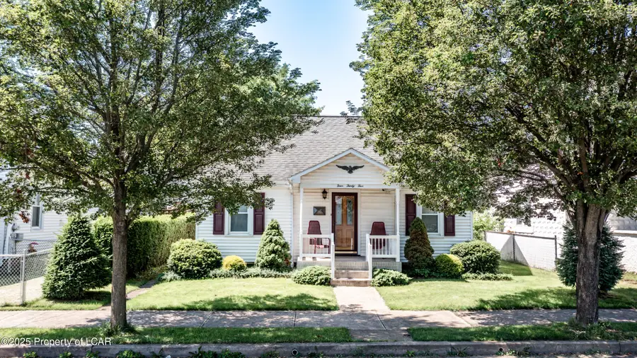 435 E 10th Street, Berwick, PA 18603 - Image #2