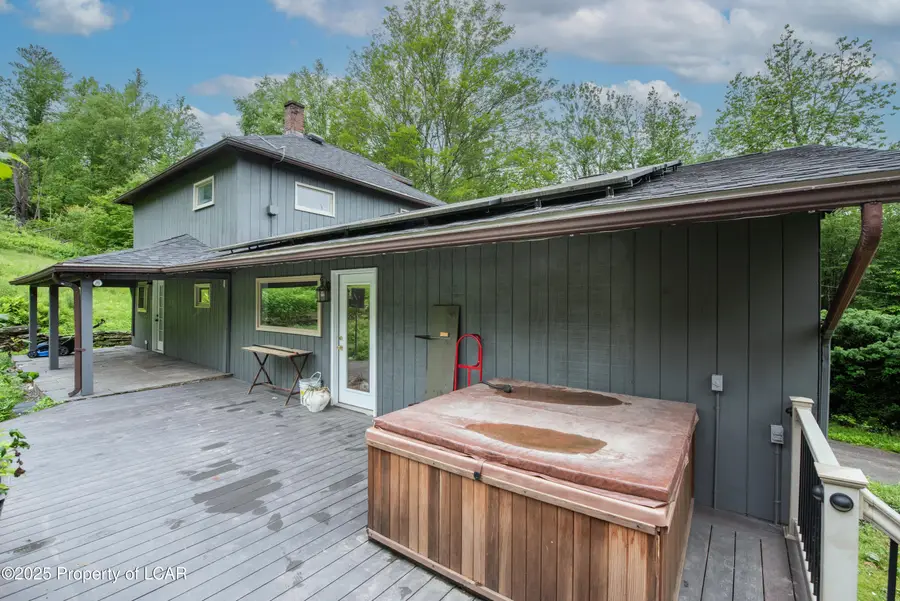 672 Spencer Hill Road, Nicholson, PA 18446 - Image #2