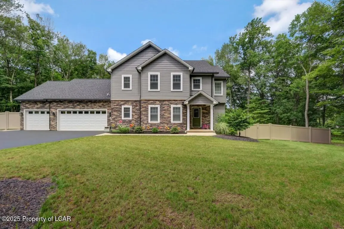 330 Deer Run Drive, Mountain Top, PA 18707 - Image #1
